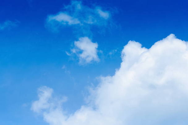 Chmura Niebo jasne tło - Zdjęcie, obraz