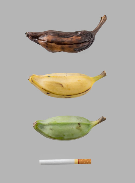 Savuke syy kuihtua banaani
 - Valokuva, kuva