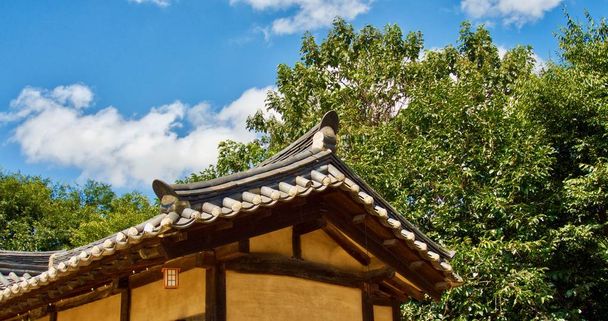 韓国の伝統家屋、韓屋 - 写真・画像