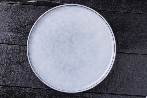 top view of empty plate on table - Foto, Imagem
