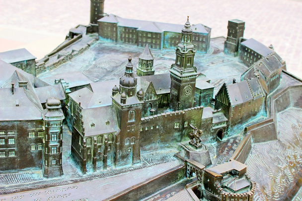 Castillo de Wawel - modelo bronce
 - Foto, imagen