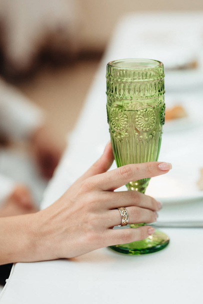 Düğün gözlük şarap ve şampanya  - Fotoğraf, Görsel