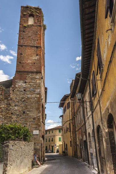 Vicopisano (Pisa) - середньовічна вежа - Фото, зображення