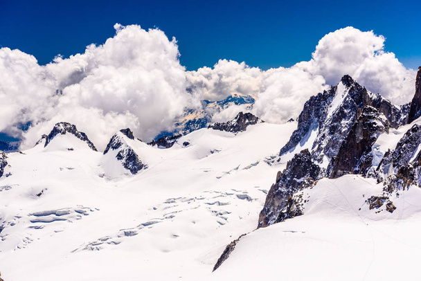 Snowy mountains Chamonix, Mont Blanc, Haute-Savoie, Alps, France - Fotoğraf, Görsel
