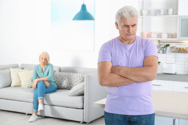 Mature couple with relationship problems at home - Photo, image