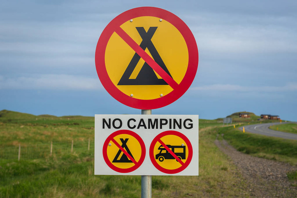 Знак в Исландии
 - Фото, изображение