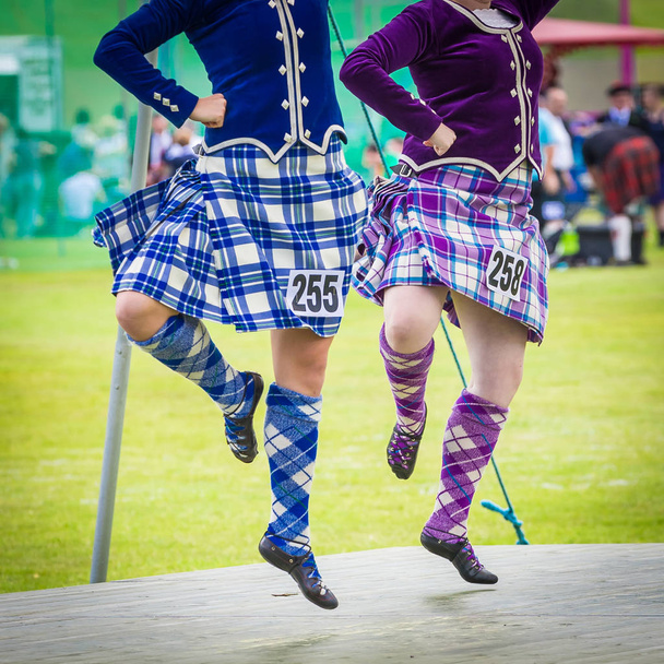 persone alle partite Highland in Scozia
 - Foto, immagini