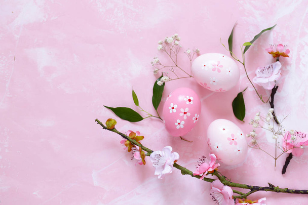 decorated eggs for Easter on a pink background - Fotoğraf, Görsel