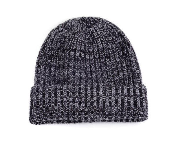 Sombrero de punto de lana para clima frío aislado sobre fondo blanco
 - Foto, imagen