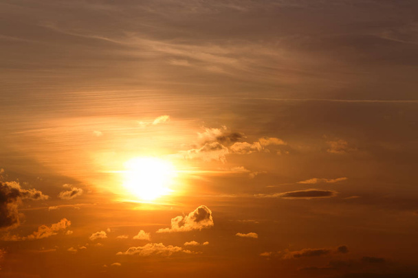 драматичні захід сонця небо
 - Фото, зображення