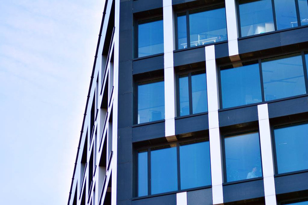 Modern office building exterior - Фото, зображення