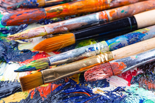 Paint brushes and paints for drawing. - Foto, imagen