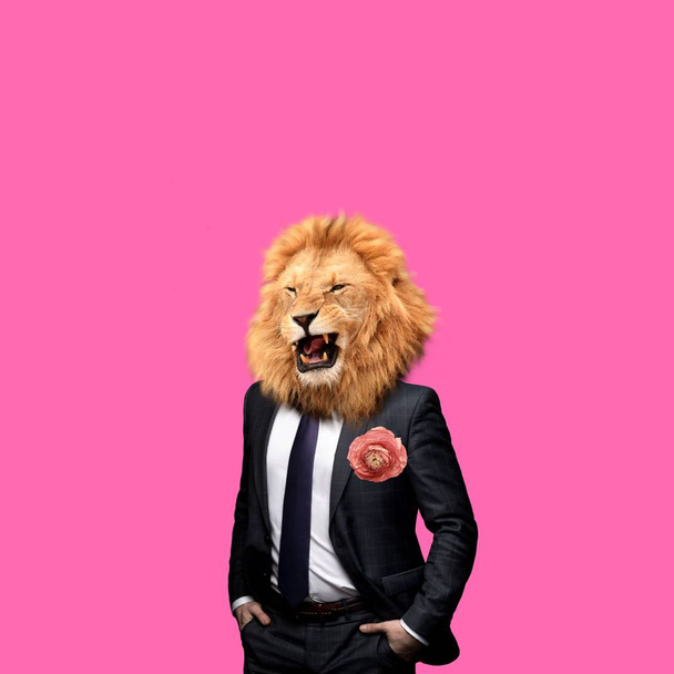 Collège d'art contemporain, homme sous la forme d'un lion
 - Photo, image