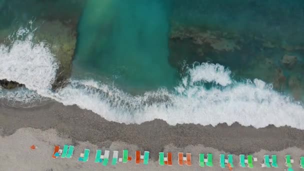 Imágenes aéreas de drones, mañana en la ciudad junto al mar
 - Imágenes, Vídeo