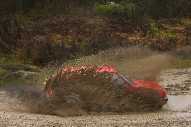 Piros Rally autó  - Fotó, kép