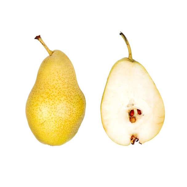Kokonainen ja puoliksi leikattu päärynä
 - Valokuva, kuva