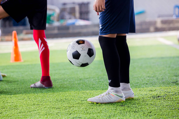 Çocuk futbol hokkabazlık ve denetim futbol topu - Fotoğraf, Görsel