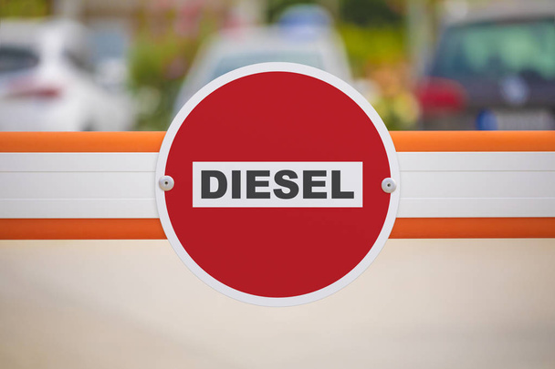 Καυσίμου ντίζελ απαγόρευση, έννοια πινακίδα κυκλοφορίας - Φωτογραφία, εικόνα
