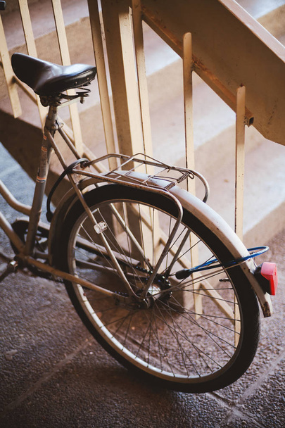 Old Bike Locked to Fence  - Φωτογραφία, εικόνα