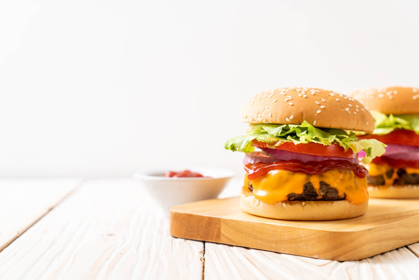 fresh tasty beef burger with cheese and ketchup - Fotoğraf, Görsel