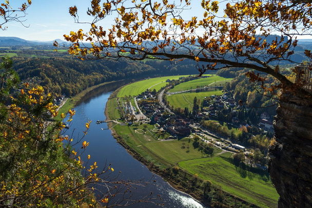 The Elbe valley in Saxon Switzerland (Saechsische Schweiz). Germany. - Foto, imagen