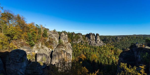 Autumn in Saxon Switzerland (Elbe Sandstone Mountains). Germany. - Fotografie, Obrázek