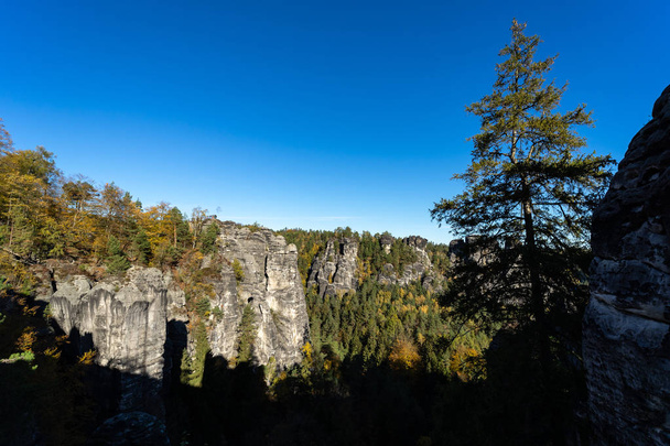 Autumn in Saxon Switzerland (Elbe Sandstone Mountains). Germany. - Zdjęcie, obraz