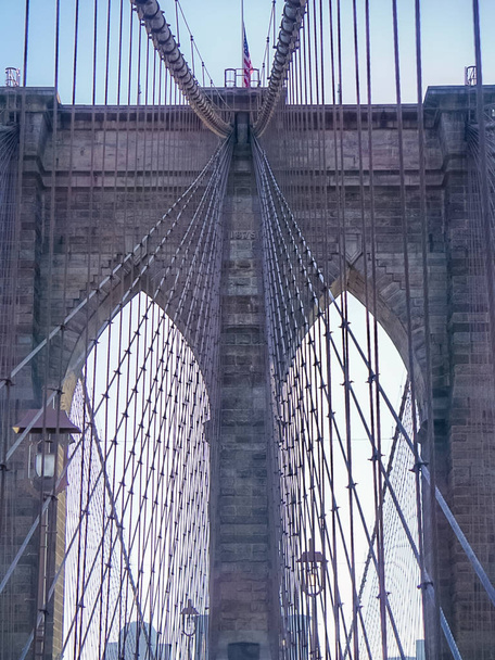Brooklyn Bridge en Nueva York, Nueva York, EE.UU.
 - Foto, Imagen