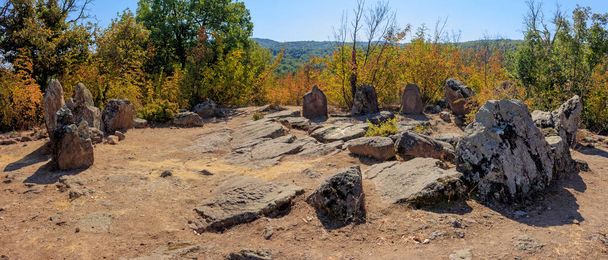 Prehistoryczne religijnych kamień koło - Cromleh, w Bułgarii - Zdjęcie, obraz
