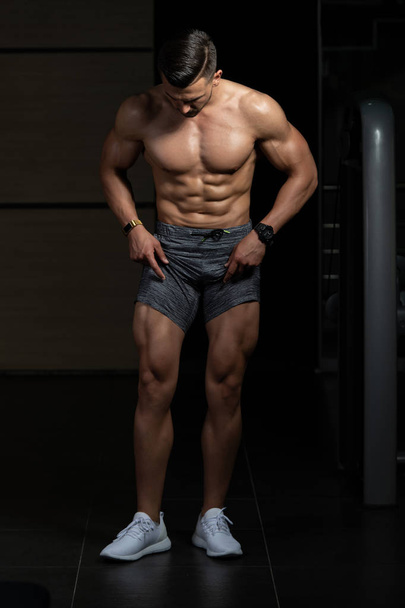 Healthy Man With Six Pack - Foto, afbeelding