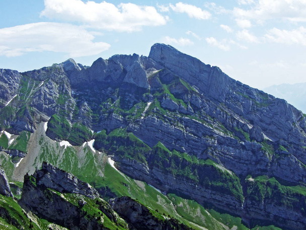 Alpine landscape and rocky peaks of Alpstein mountain range - Cantons of St. Gallen and Appenzell Innerrhoden, Switzerland - Valokuva, kuva