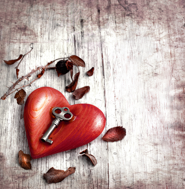Klíč se srdcem jako symbol lásky - Fotografie, Obrázek