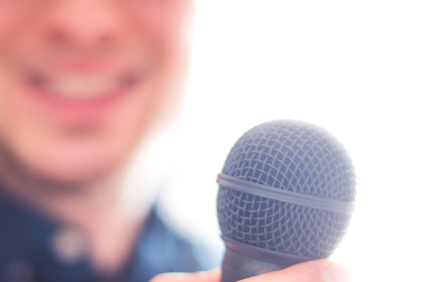 Tisková mluvčí mikrofonu a dávat mariestarova - Fotografie, Obrázek