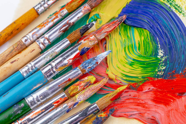 Paint brushes and paints for drawing. - Foto, afbeelding