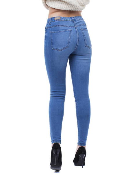 Jeans in denim parte corpo femminile
 - Foto, immagini