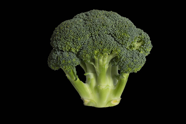 broccoli isolated on black background - Foto, afbeelding