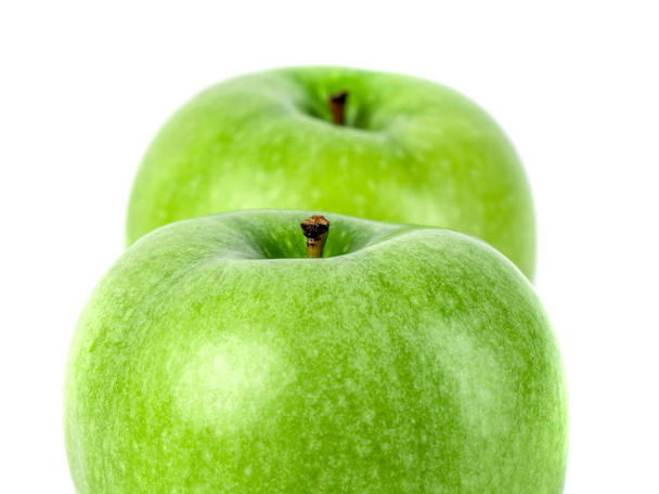 Dokonalé čerstvé zelené jablko izolované na bílém pozadí - Fotografie, Obrázek