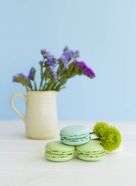 Cake macaron or macaroon from above, colorful almond cookies, pastel colors. - Фото, изображение
