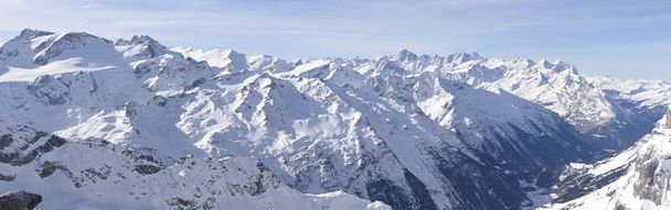 Zimní krajina z mount Titlis nad Engelberg švýcarský - Fotografie, Obrázek
