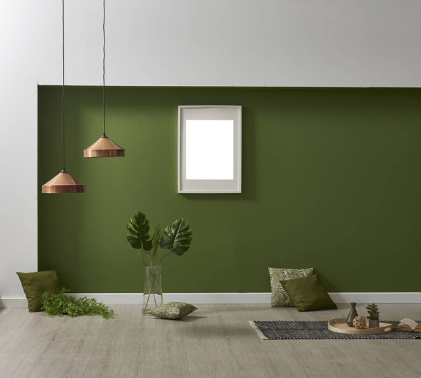 Зеленая стена лампы кресло подушка и ковер натюрморт. - Фото, изображение