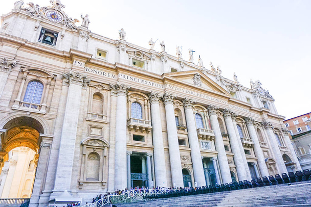 St Peter's Basilica in Vatican City, Italy - Φωτογραφία, εικόνα
