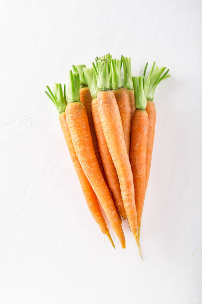 Bunch of organic carrots at the Farmers Market  - Φωτογραφία, εικόνα