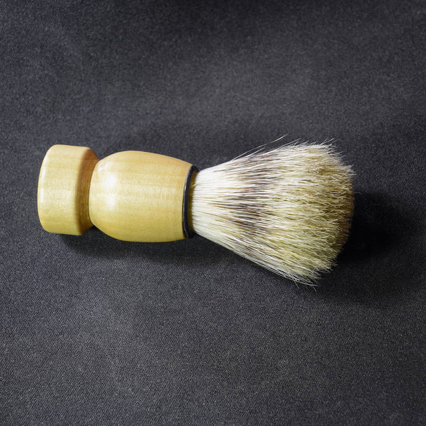 Classic shaving brush with raccoon fur - Foto, imagen