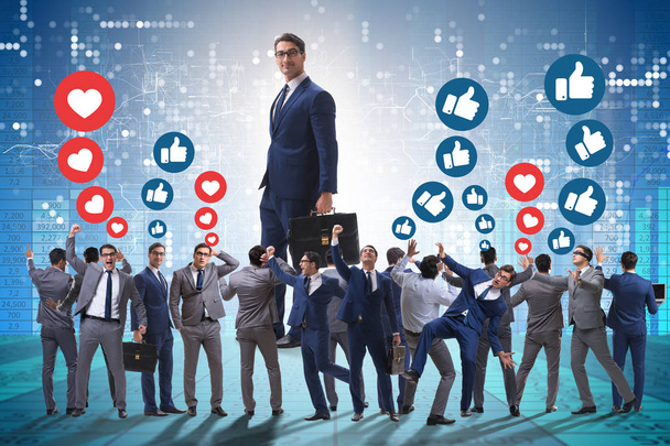 Concept de réseaux sociaux avec les hommes d'affaires
 - Photo, image