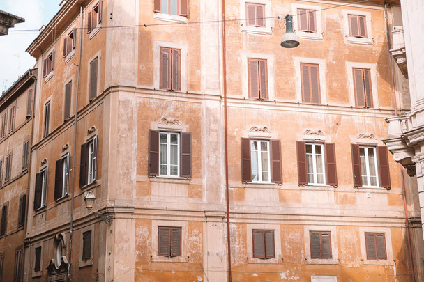 Typische römische Häuser in Rom, Italien - Foto, Bild