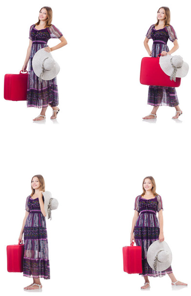 mujer joven con maleta aislada en blanco  - Foto, imagen