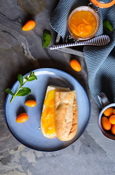 Exotic kumquat jam with mandarins - Foto, immagini