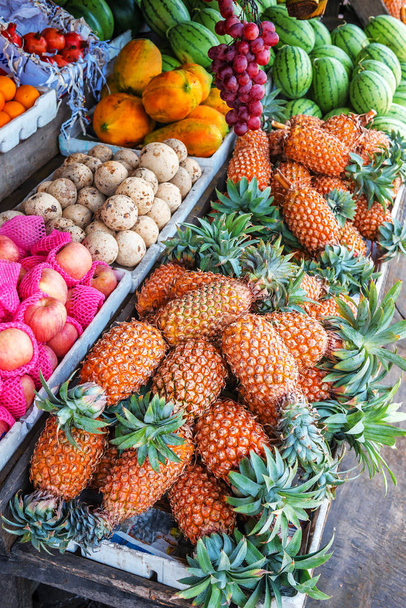 different ripe tropical fruits - Foto, immagini