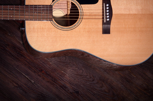 акустична гітара крупним планом
 - Фото, зображення