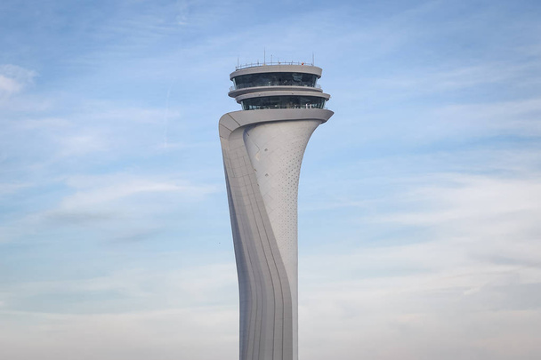 Πύργος ελέγχου κυκλοφορίας αέρα από το νέο αεροδρόμιο της Κωνσταντινούπολης - Φωτογραφία, εικόνα